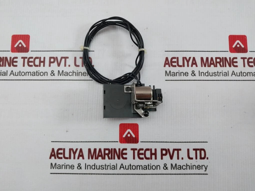 General Electric SAST1 Shunt Trip Device