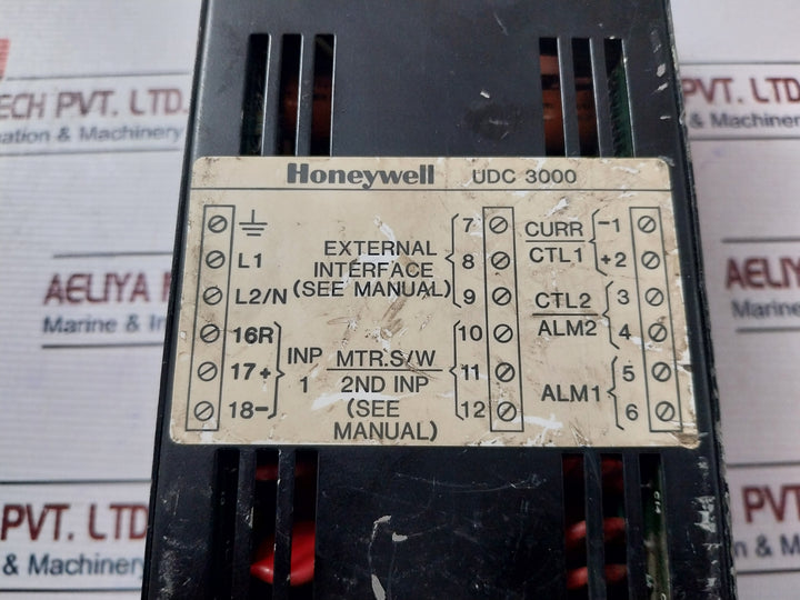 Honeywell Udc 3000 Digital Controller Module Dc3002-0-000-1-00-0111 60Hz 10Va