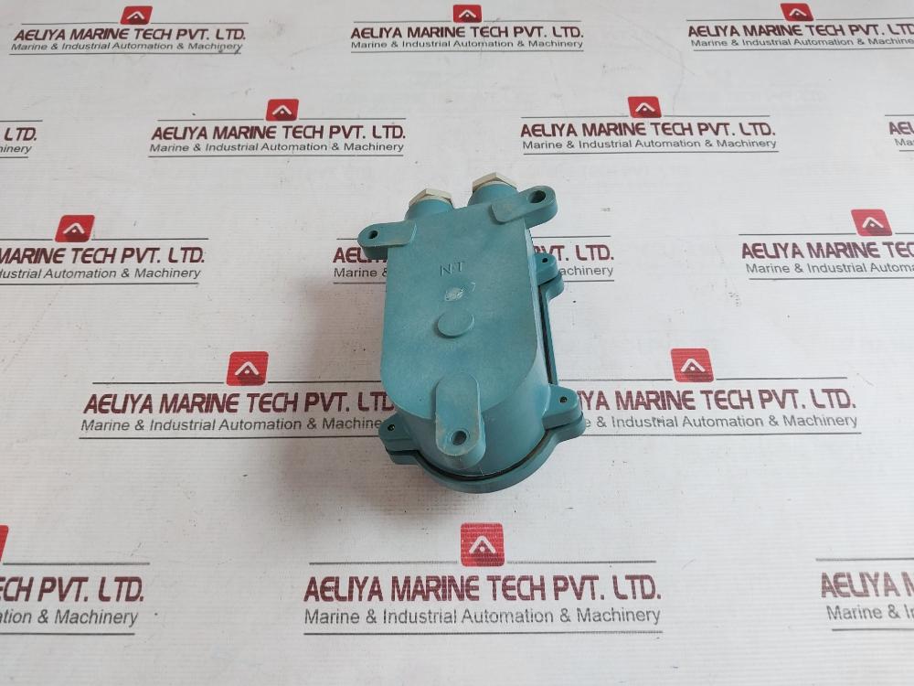 184372 Marine Socket With Switch 250V 10A Ip56