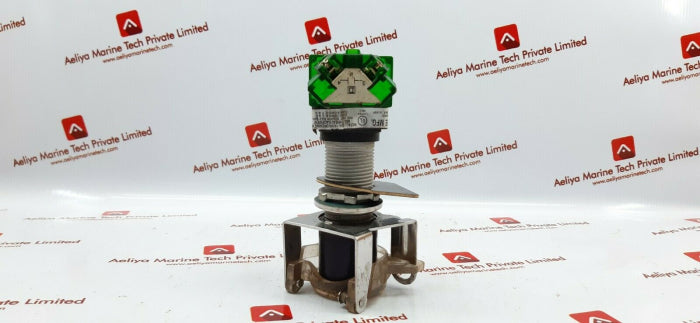 Curlee Ka-2 Pilot Light Class 9001 Contact Block