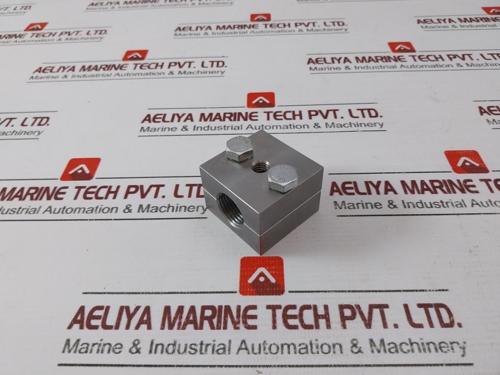 1E8033000A2 Stem Connector, Stainless Steel