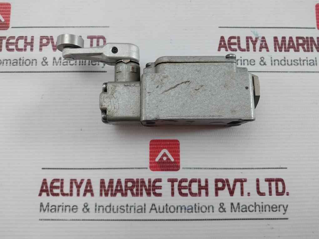 1Ls3-j Limit Switch Yamatake-honeywell
