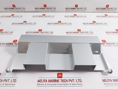 1X2 U Air Flow Duct Chassis Bracket  M30087-001 New Condition