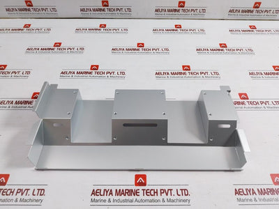 1X2 U Air Flow Duct Chassis Bracket  M30087-001 New Condition