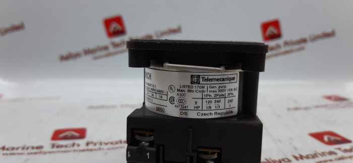 Telemecanique k1d012nch cam switch