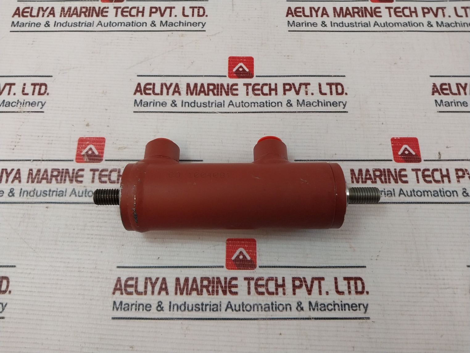 1004081 Combine Reverser Cylinder