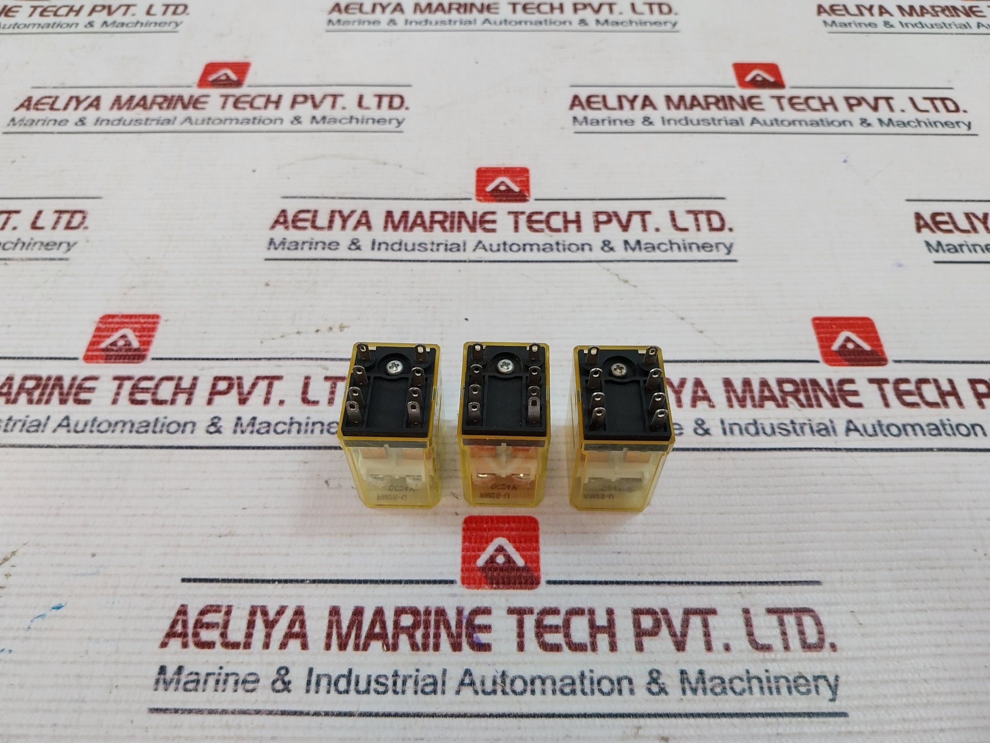 Idec Rm2S-u Relay 6A 240Vac