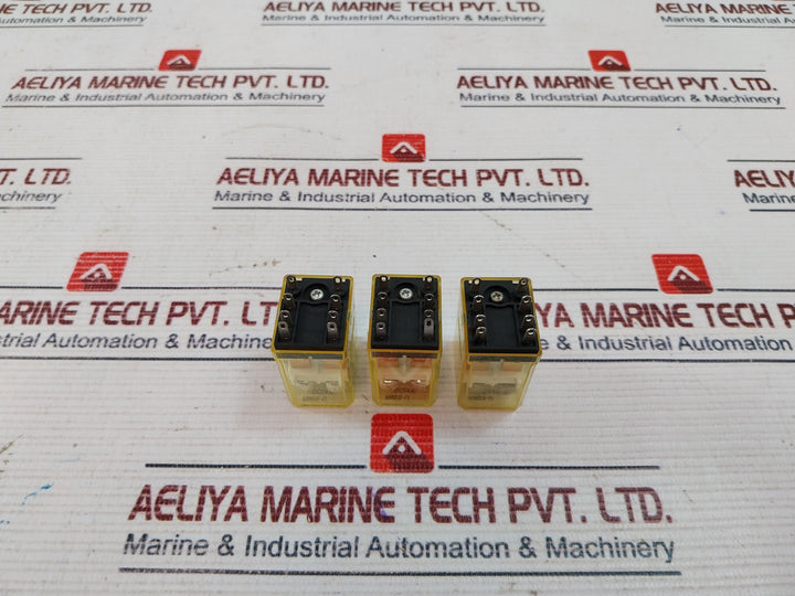 Idec Rm2S-u Relay 6A 240Vac