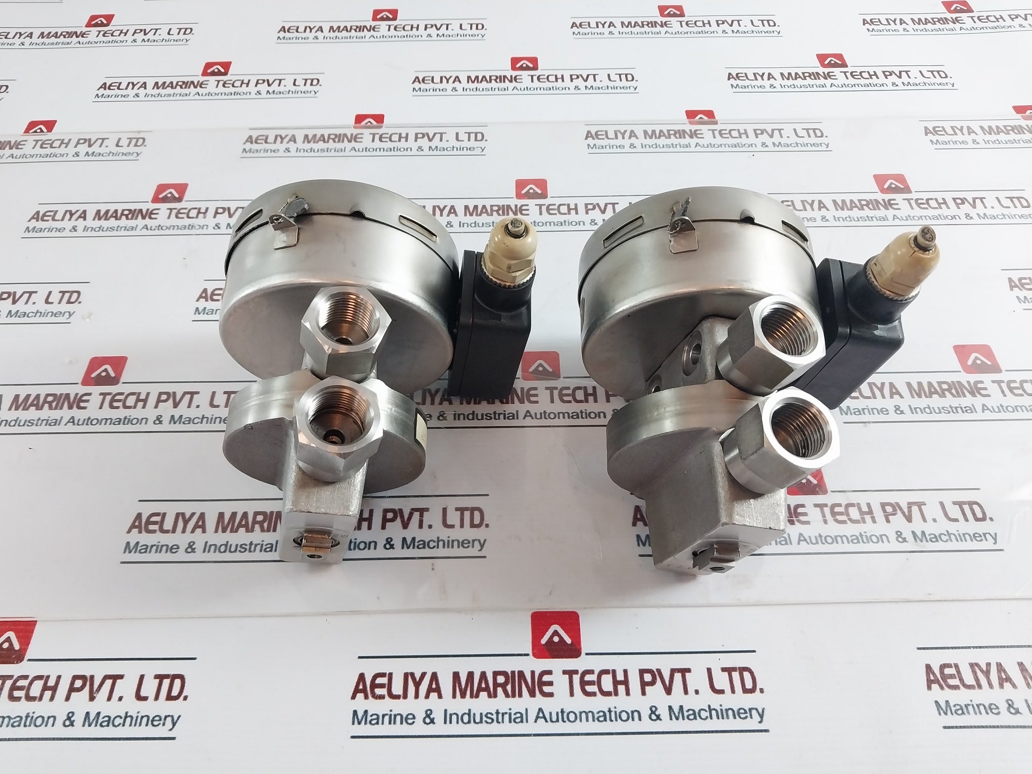 Wika 897.01.1998 Differential Pressure Transducer 10…30vdc