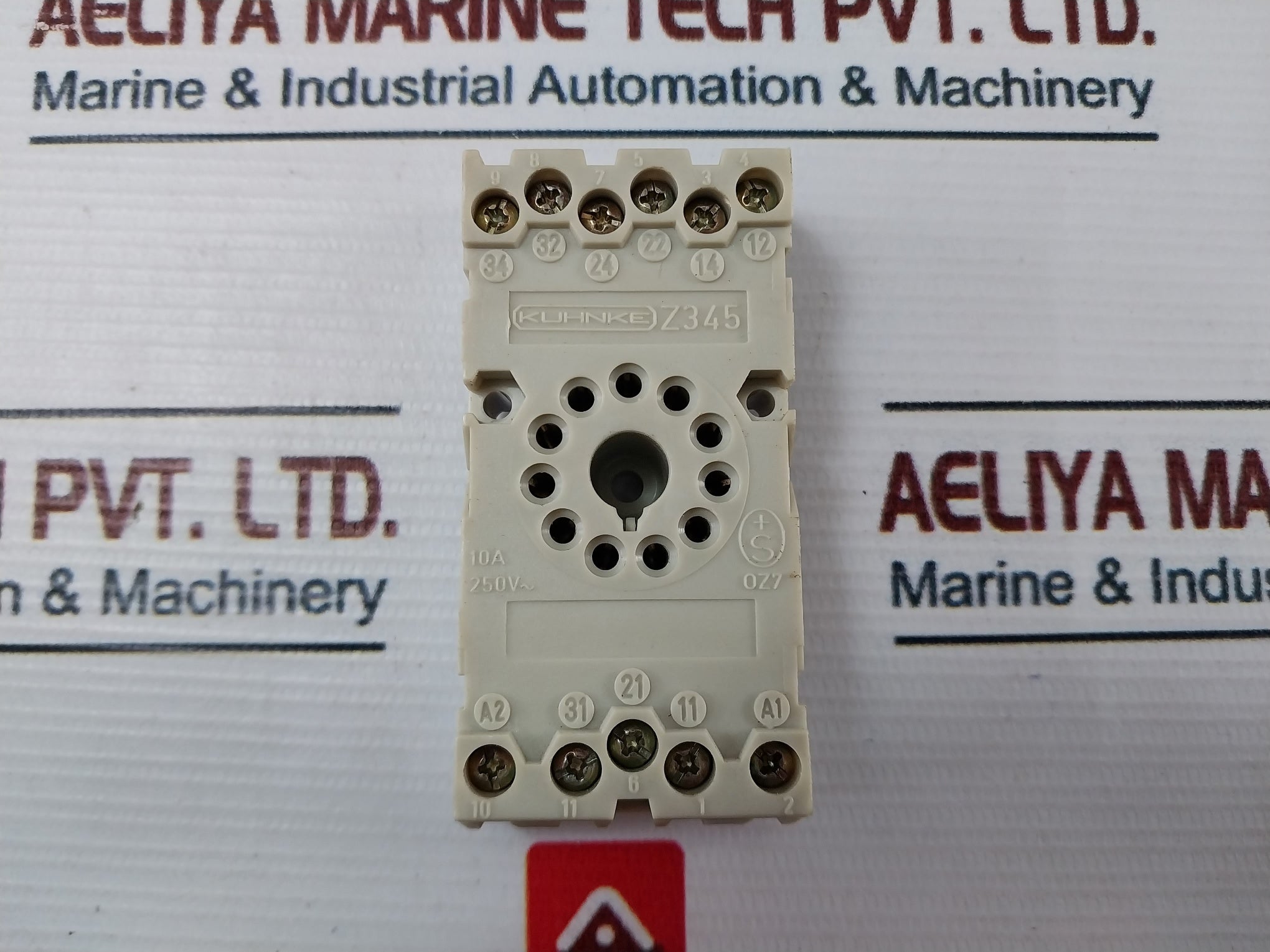 Siemens V23100V9113F206 Plug-in Relay With Base 10A 250V