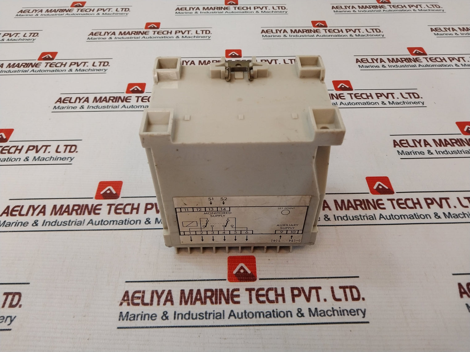 Crompton 254-paou Protector Relay 5 Amp 120V 60Hz