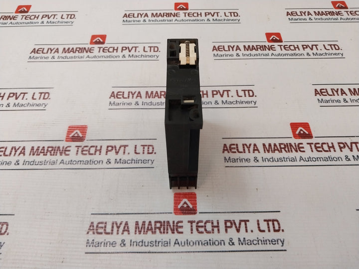 Siemens 7Pu7020-1Cm30 Two Wire Time Relay 60-250V 50/60Hz
