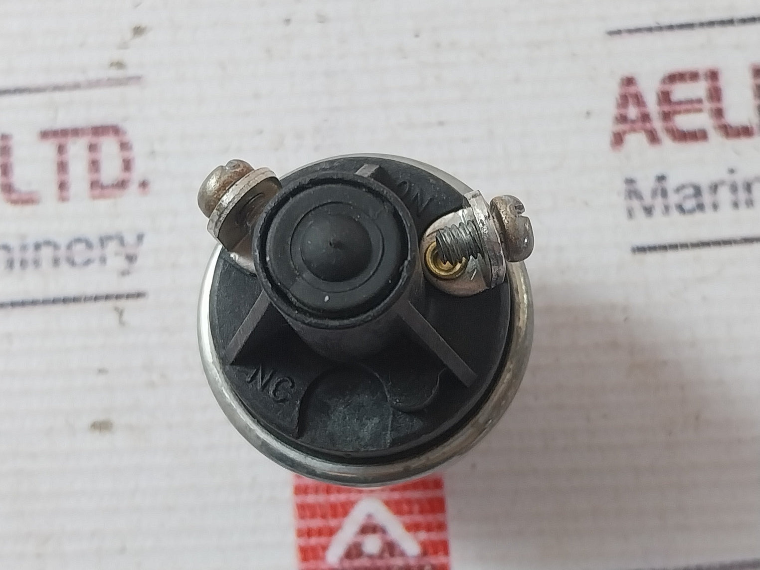 32304682-35 25G19 Pressure Switch