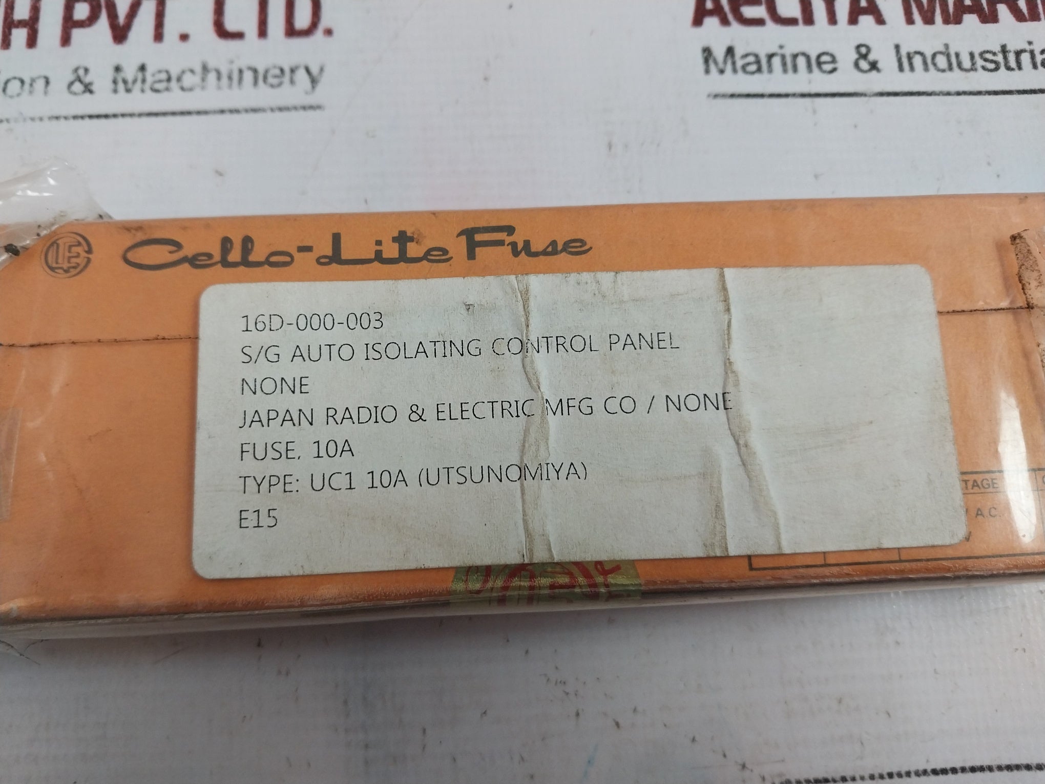 Lot of 10X Utsunomiya UC1 Cello-Lite Fuse 10A AC500V DC250V, 16D-000-003