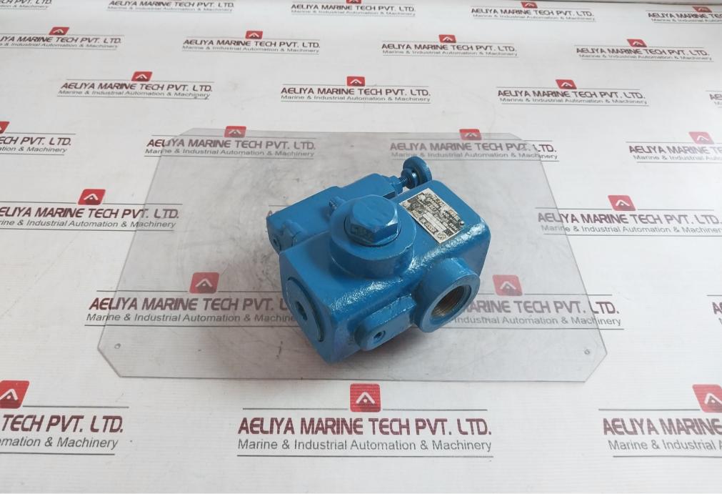 КЛАПАН 20-20-1-111 Hydraulic Valve 878 01 85 21148-75 Uhl4
