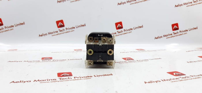 ALLEN BRADLEY 800T-QB24 BLUE ILLUMINATED PUSHBUTTON SERIES T