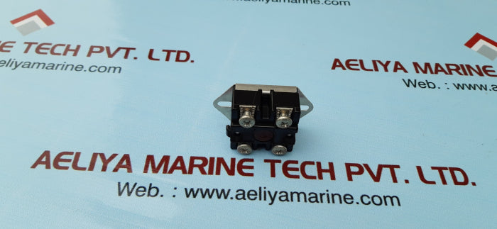 Electric water heater single thermostat limit switch