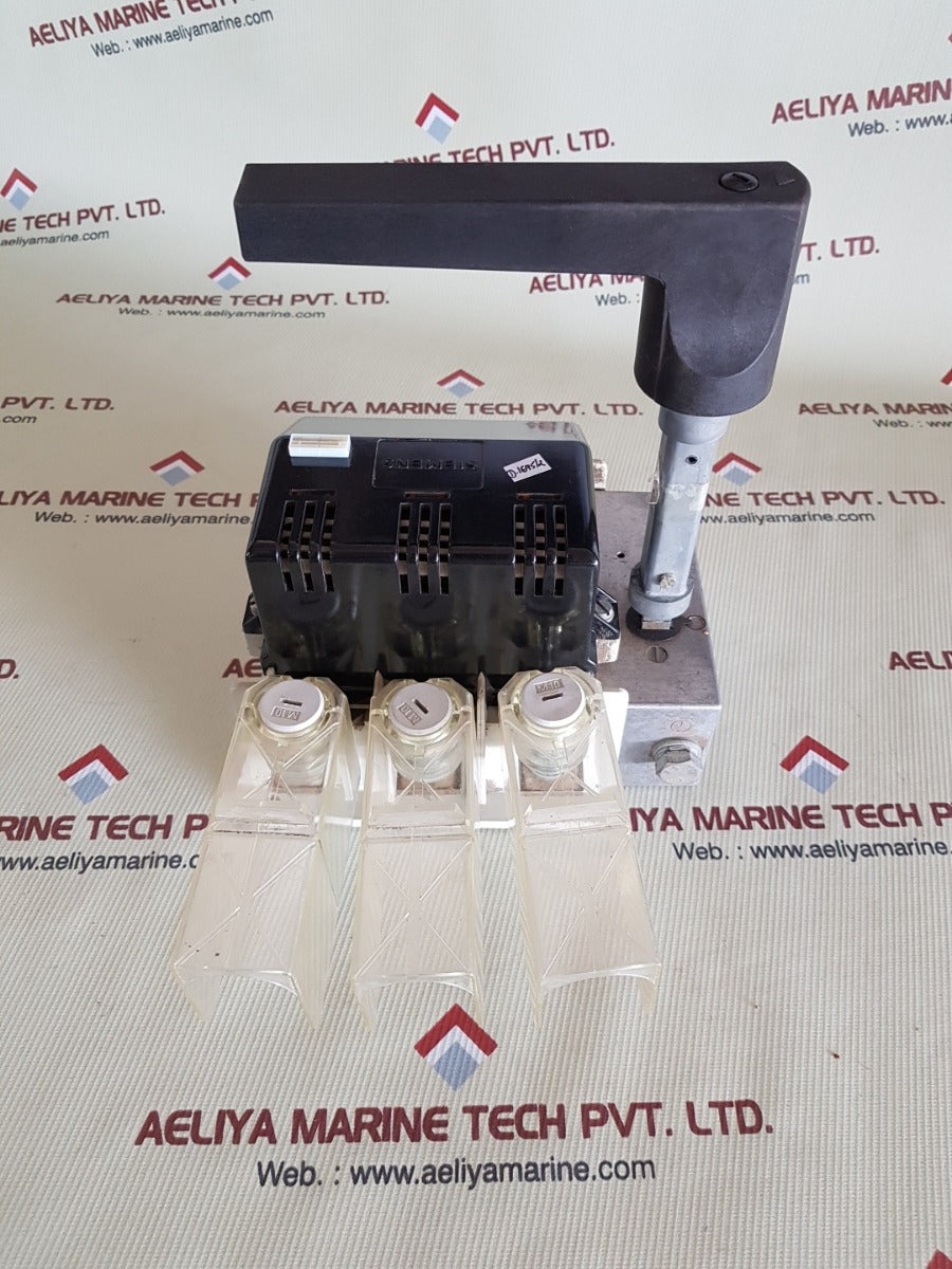 Siemens 3Ke4330-0Aa 3-pole Switch Disconnector 1000V 400A