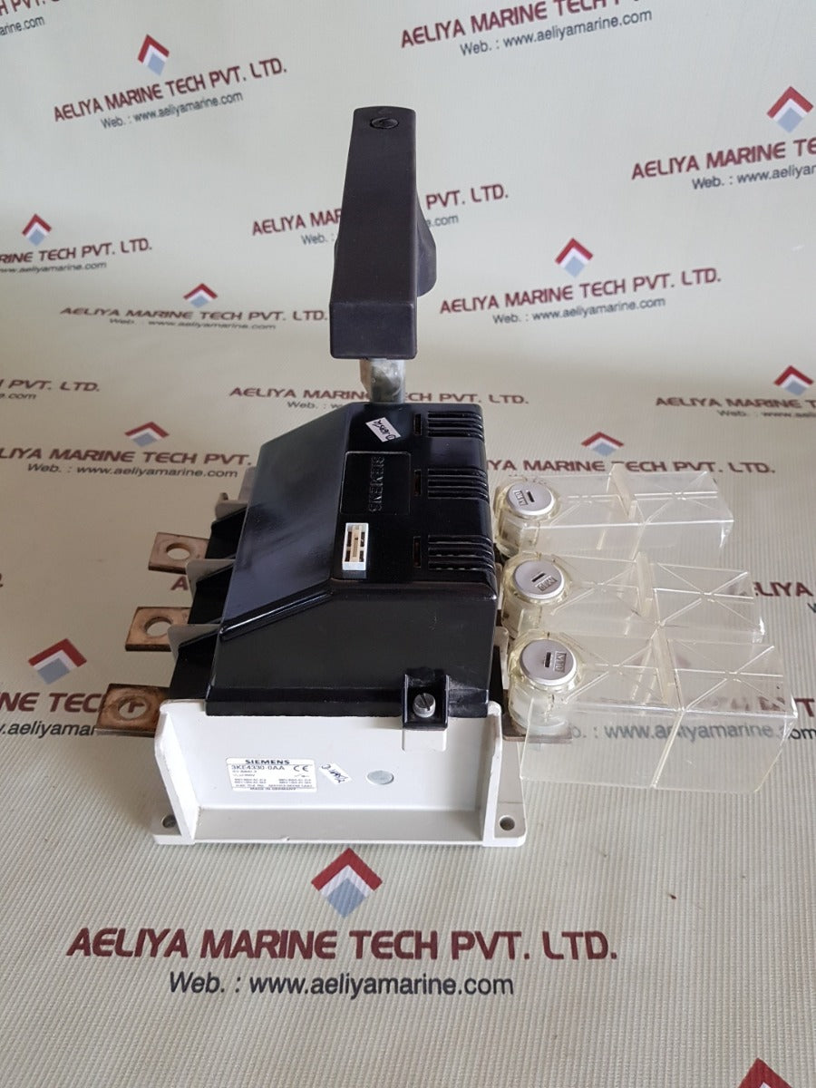 Siemens 3Ke4330-0Aa 3-pole Switch Disconnector 1000V 400A