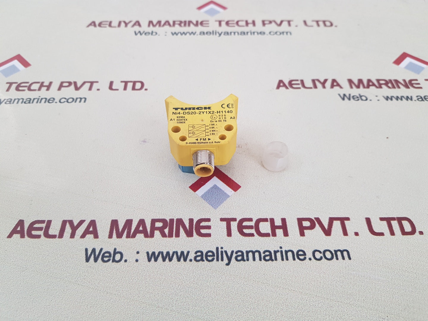 Turck ni4-ds20-2y1x2-h1140 proximity sensor