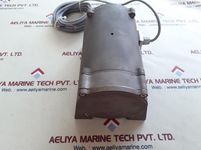 Celesco pt9420-0300-324-1140 cable extension position transducer out.4-20ma