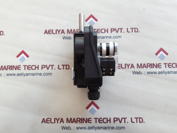 Prsl0036xx contact block ac-15