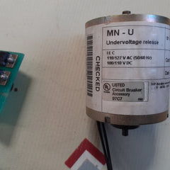 Schneider electric 685 679 undervoltage release foer masterpact circuit breaker 