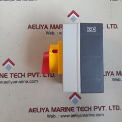 Salzer LB232 32300 B31SM RDYR Load Break Switch 32A 3-Poles