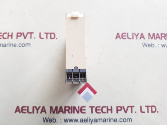 Abb off delay with auxiliary supply time relay