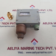 Trafag 940.2373 pressure switch
