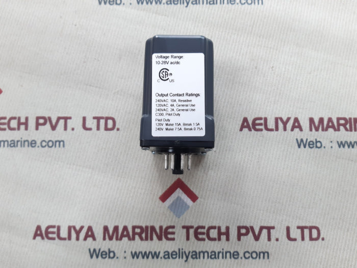 Signaline 300-l programmable timer