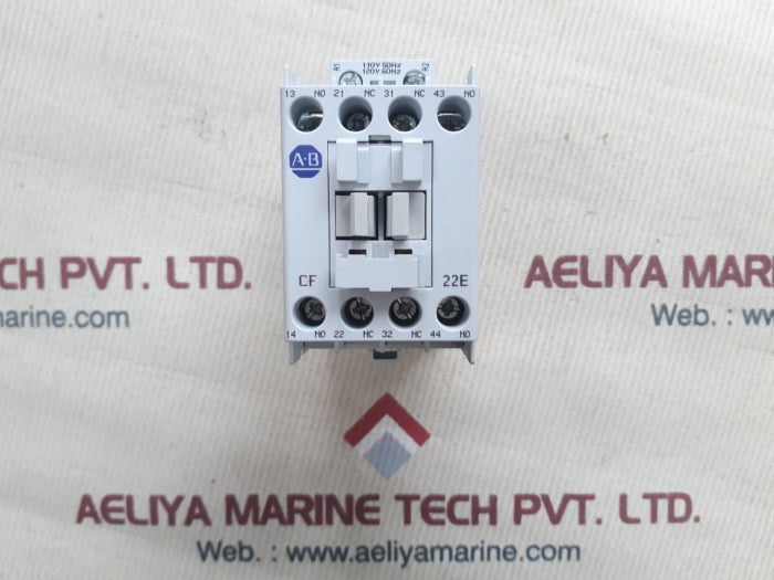 Allen-bradley cat 700-cf220* control relay ser.A
