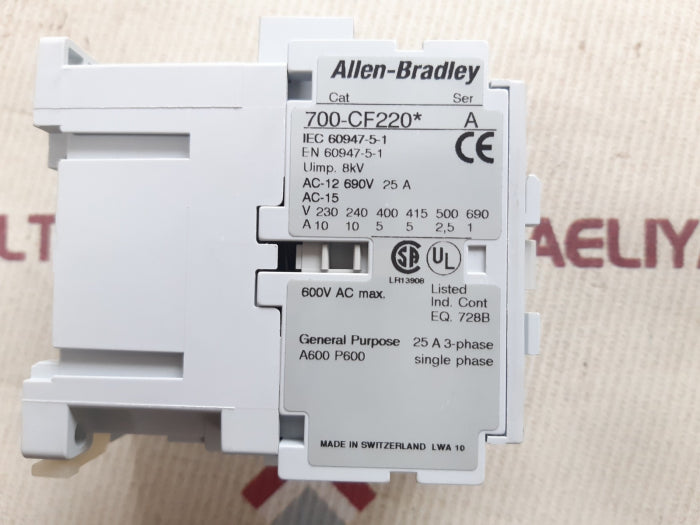 Allen-bradley cat 700-cf220* control relay ser.A