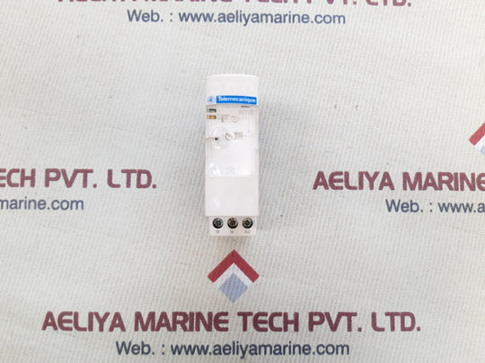 Telemecanique re7tl11bu timer 0.05s-300h