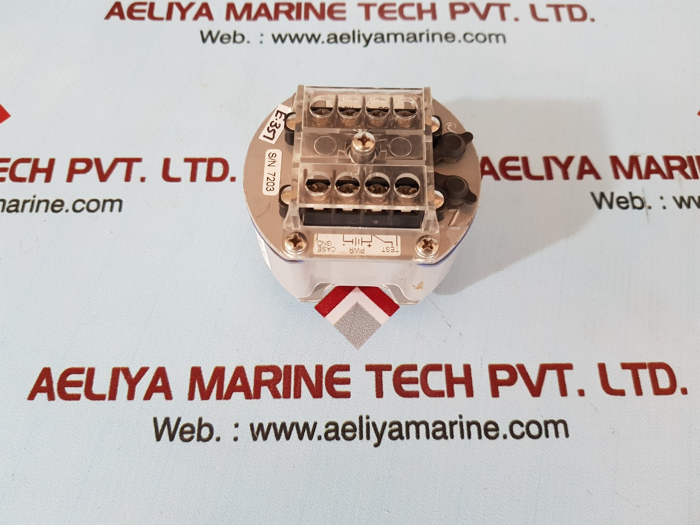 Omega Engineering Transmitter Tx1502A-k Isolated