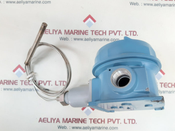 United F120-15531 Temperature Switch 0-250 F