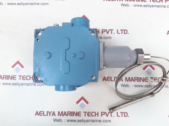 United F120-15531 Temperature Switch 0-250 F