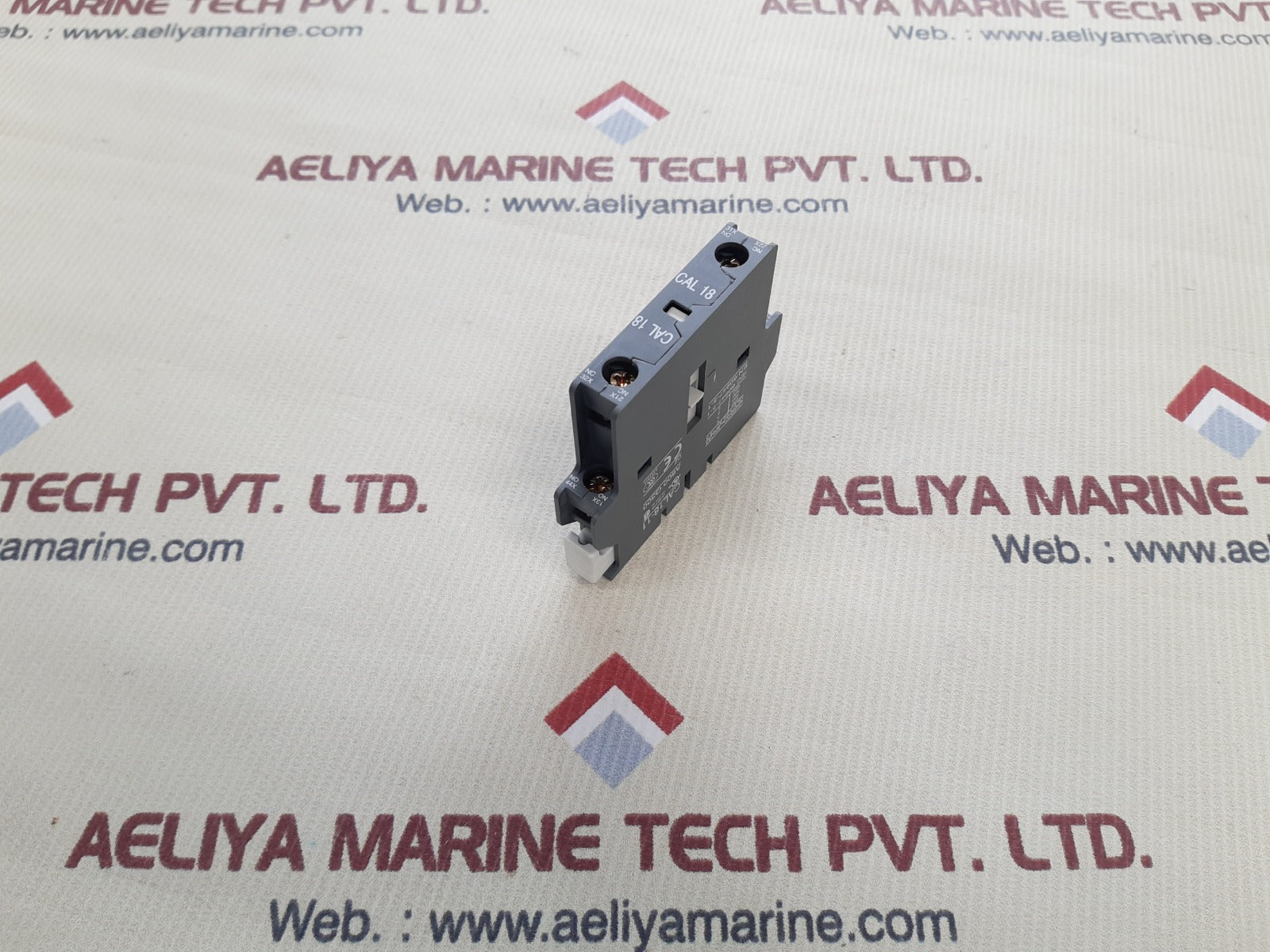 Lot of 2X ABB 1sfn010720r1011 Auxiliary Contact Switch