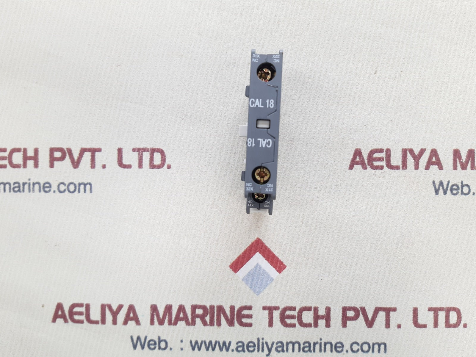 Lot of 2X ABB 1sfn010720r1011 Auxiliary Contact Switch