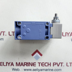 Schneider xck-j10511 limit switch