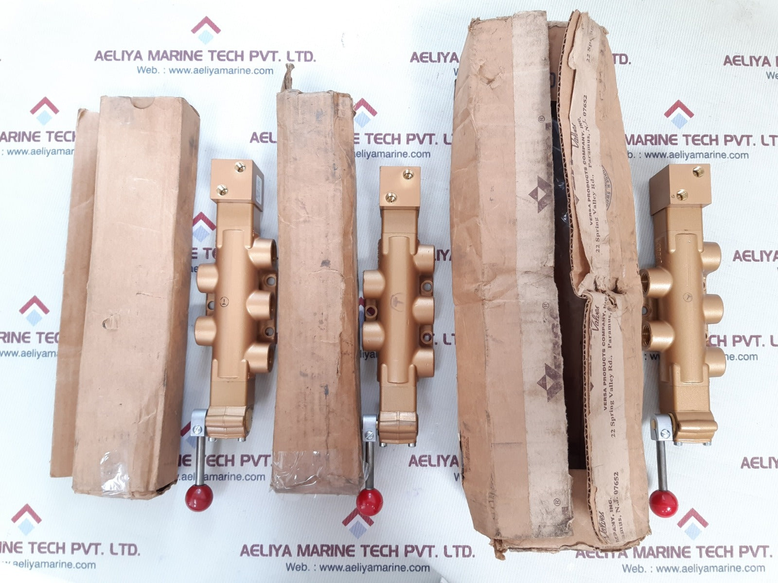 Versa vaa-4504-135-4003p four-way valve