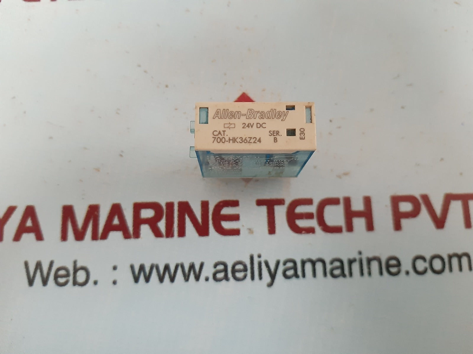 Lot of 7X ALLEN-BRADLEY 700-HK36Z24 Slim Line Relay 24V DC