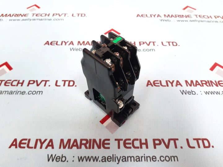 Fuji Electric Src50-2U/X (4A2B) Magnetic Contactor