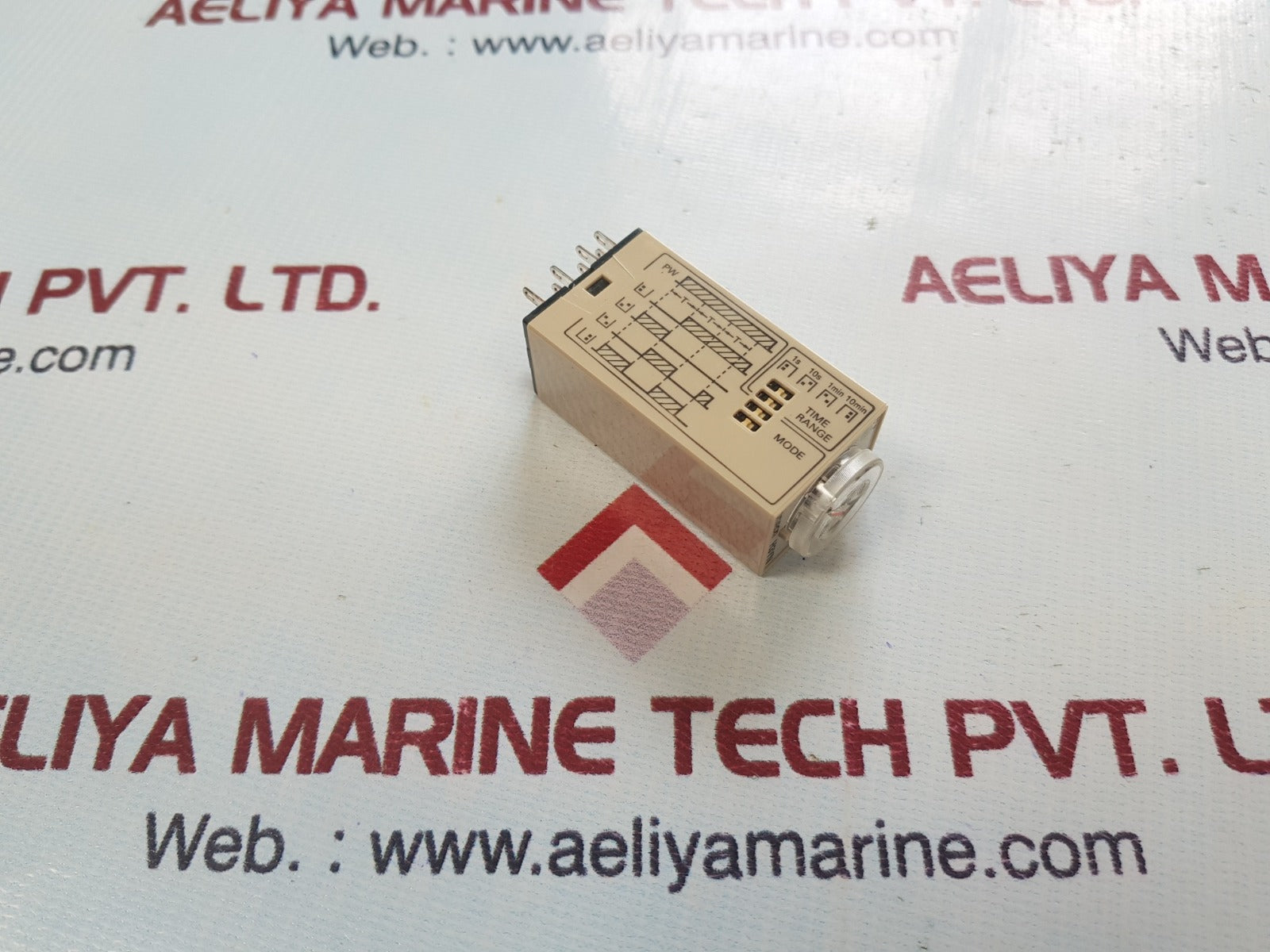 Omron H3YN-4 Timer Relay 200-230V AC