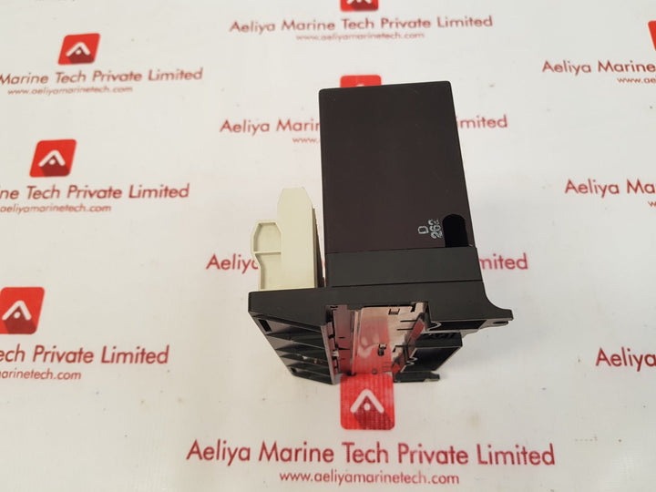 Ge fanuc Ic670alg320j output module with ic670chs002e i/o base