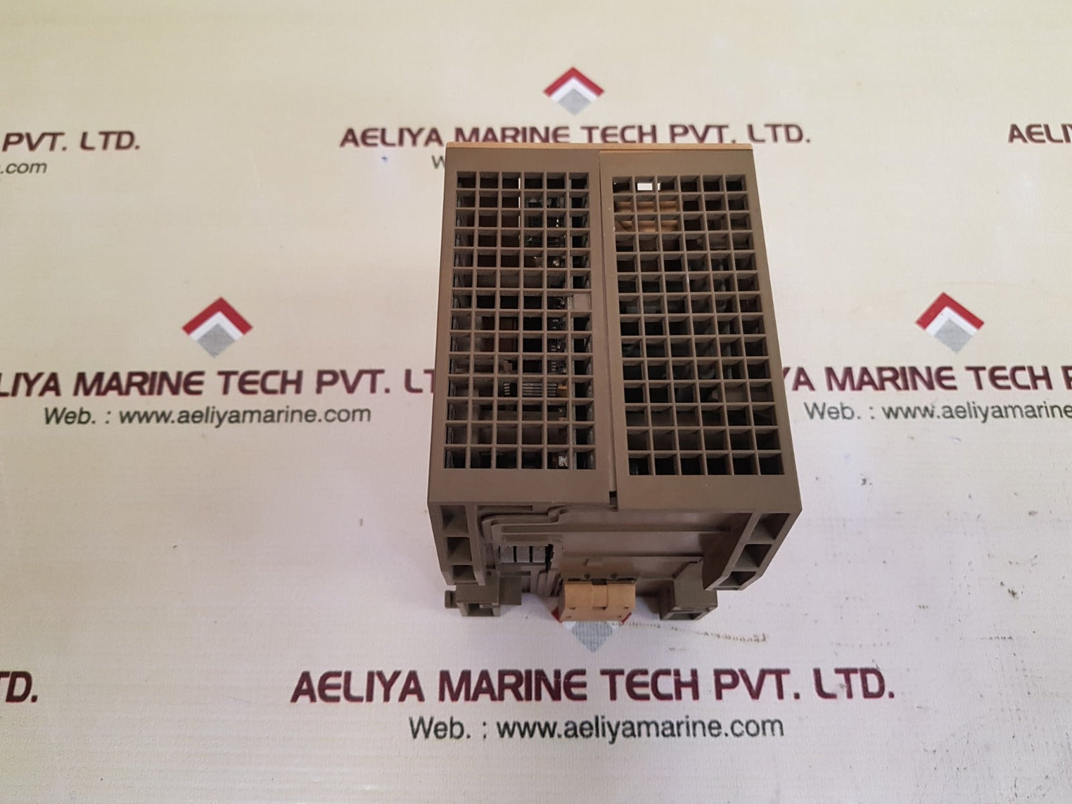 Siemens 6es5 100-8ma02 control process unit