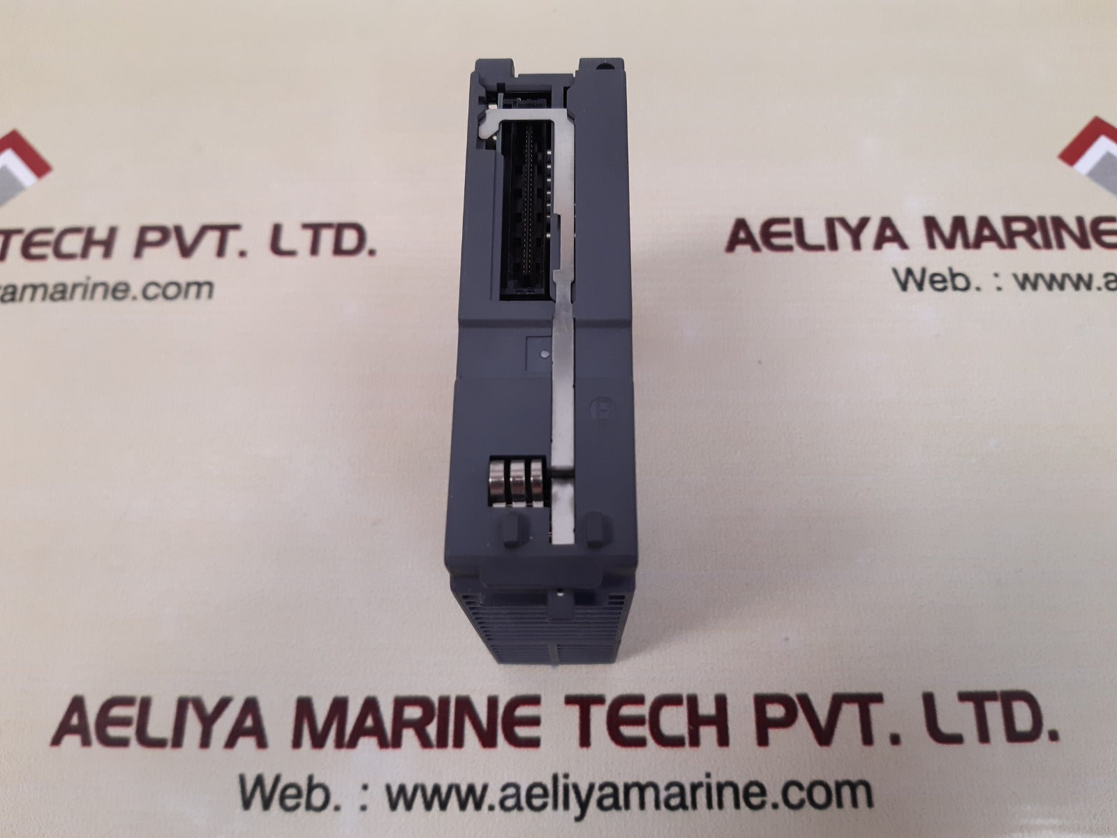 Mitsubishi melsec-q qh42p input/output unit
