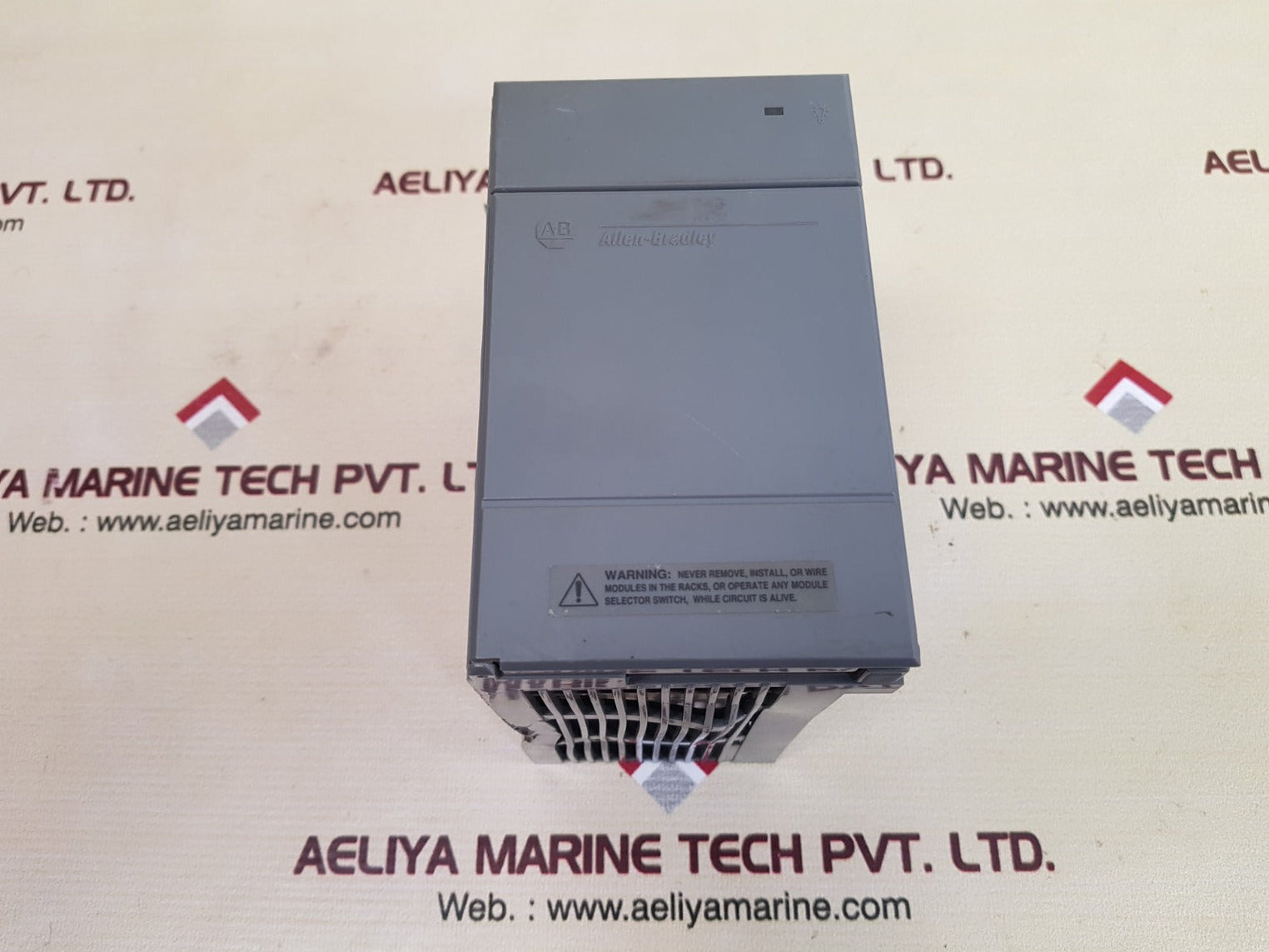 Allen-bradley Slc 500 1746-p2 Ser.C Power Supply