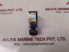 Telemecanique/Schneider Electric RXM4AB2BD Relay With Base RXZE2S114M