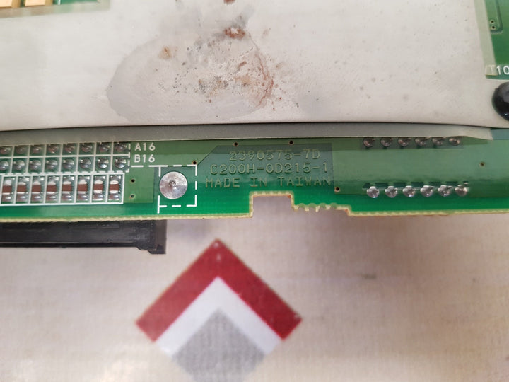 Omron C200H-od215 Output Unit 24Vdc 0.1A-3.2A